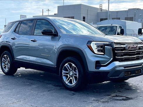 Used 2026 GMC Terrain Elevation FWD image 1