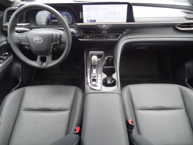 Certified 2026 Toyota Crown AWD/4WD image 11