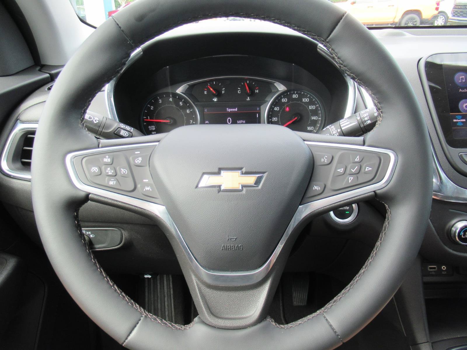 Used 2023 Chevrolet Equinox LT FWD image 24