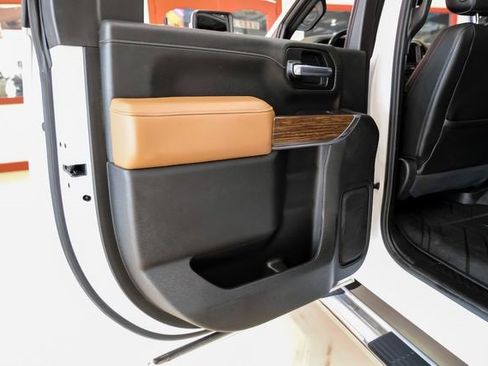 Used 2020 Chevrolet Silverado 3500 High Country image 47