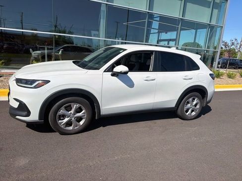 Used 2024 Honda HR-V LX image 3