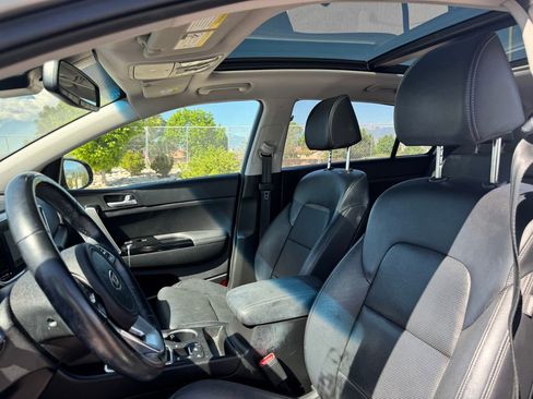 Used 2022 Kia Sportage EX w/ EX Technology Package AWD/4WD image 5