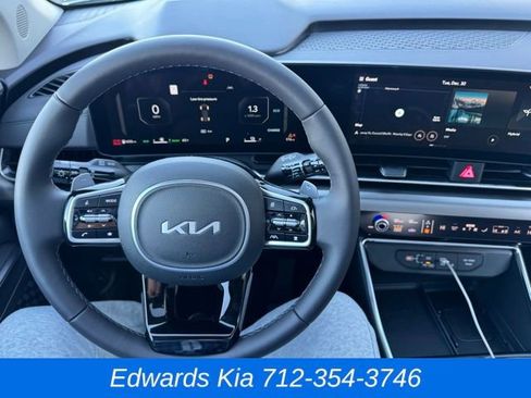 New 2026 Kia Carnival SX Prestige image 20