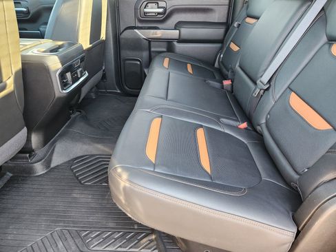 Used 2020 GMC Sierra 2500 AT4 w/ AT4 Premium Package image 34