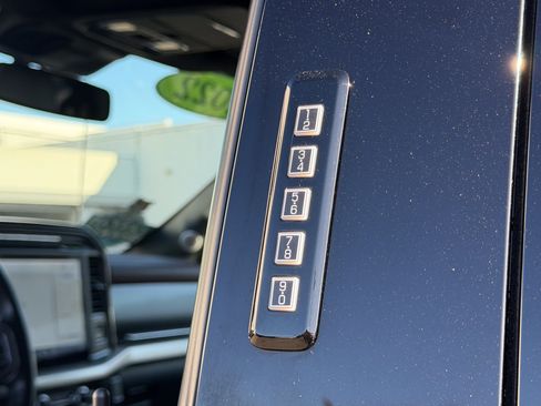 Used 2022 Ford F150 Lariat w/ Equipment Group 502A High AWD/4WD image 11