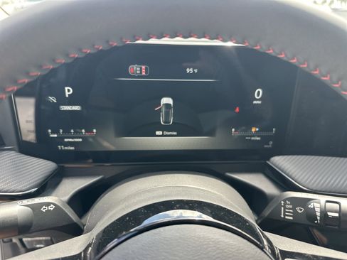 New 2026 Nissan Kicks SR FWD image 18