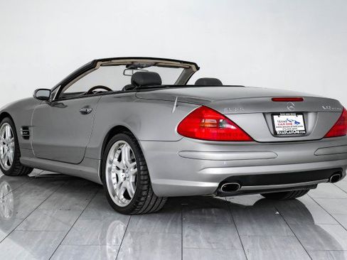 Used 2005 Mercedes-Benz SL 600 image 10