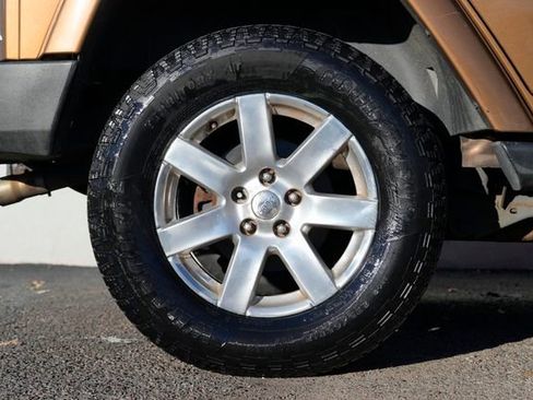 Used 2011 Jeep Wrangler Unlimited 70th Anniversary w/ Dual Top Group image 11