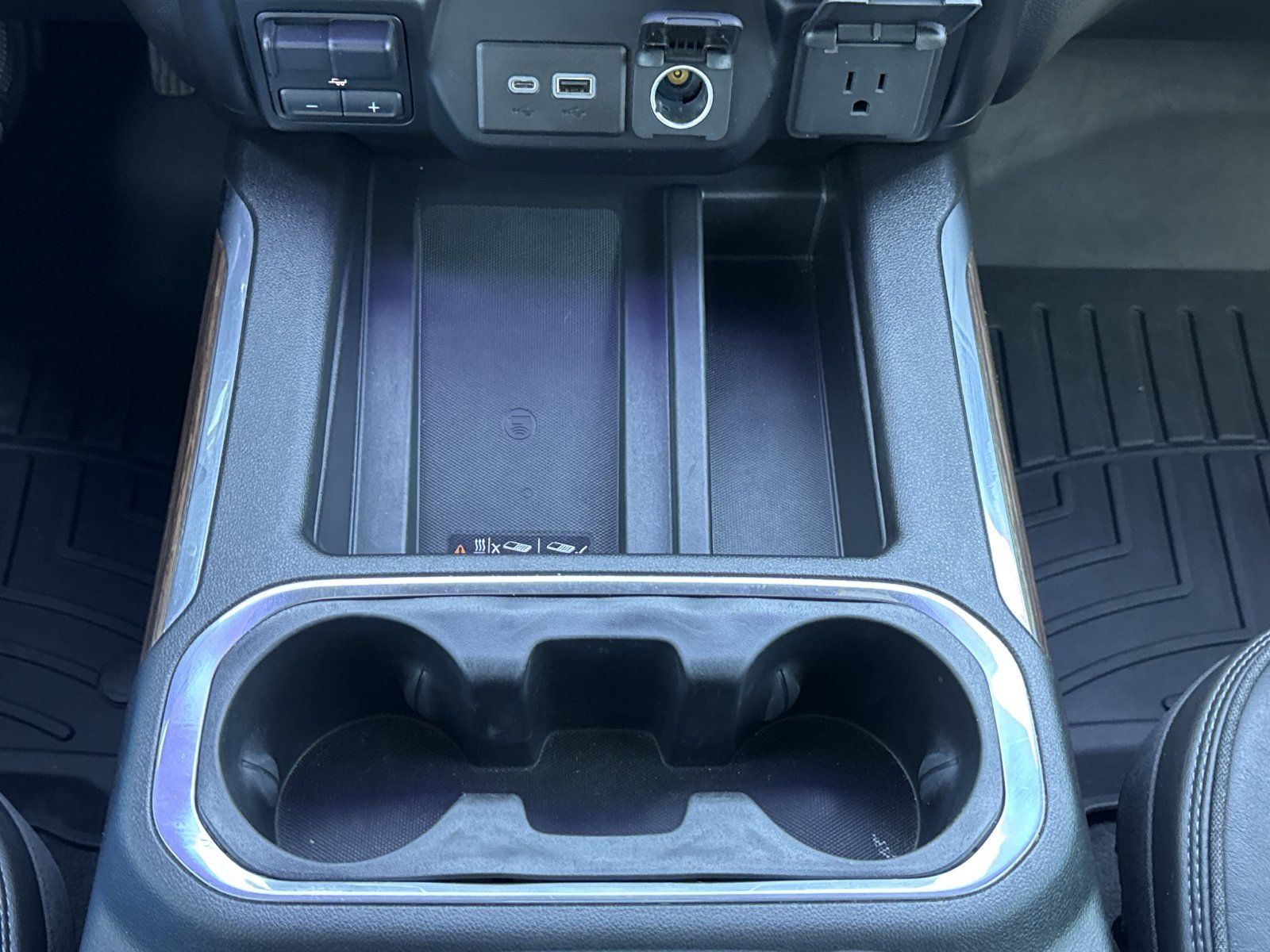 Used 2020 Chevrolet Silverado 3500 High Country w/ LPO, Hitch Package AWD/4WD image 35