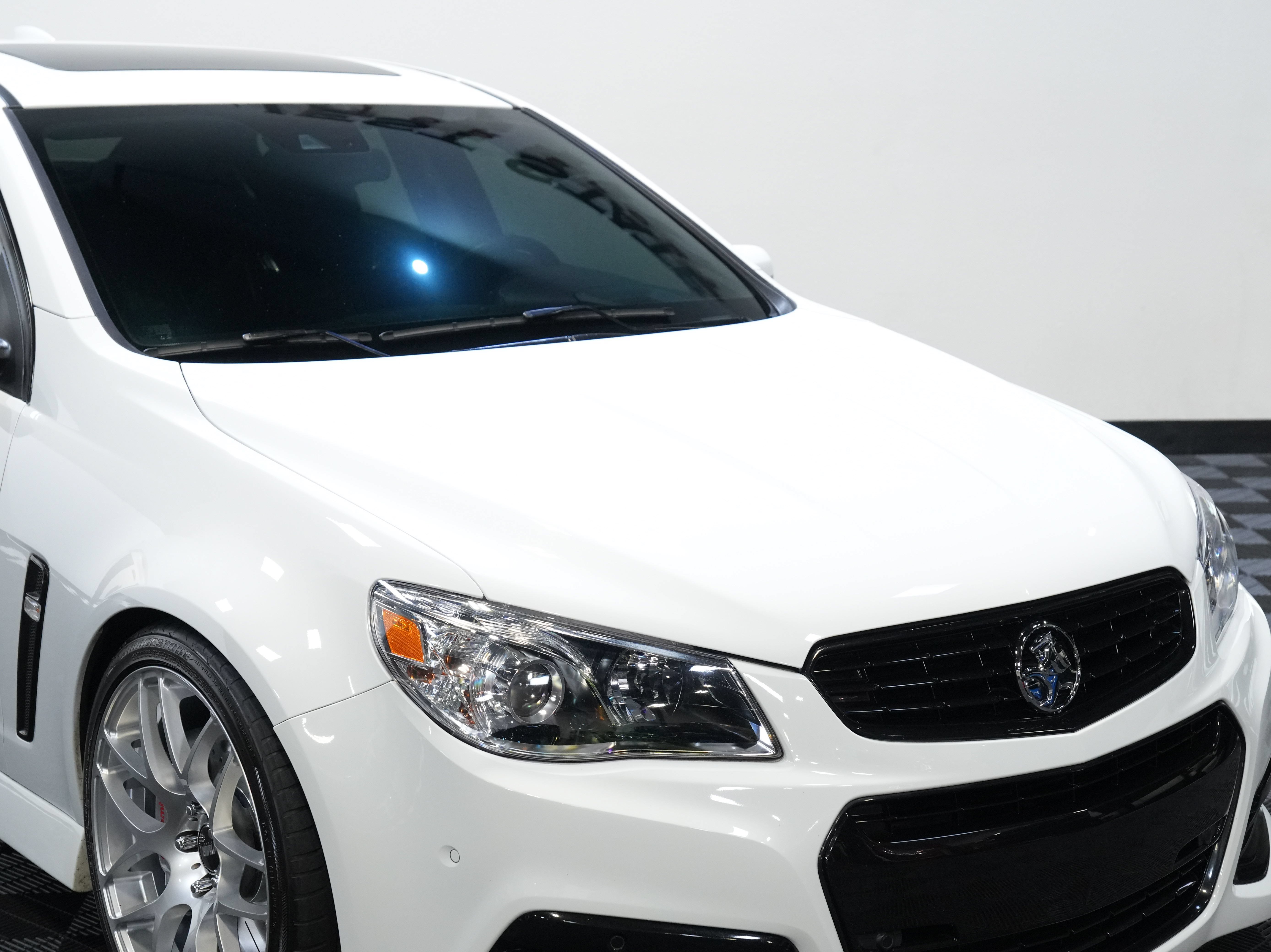 Used 2015 Chevrolet SS RWD image 12