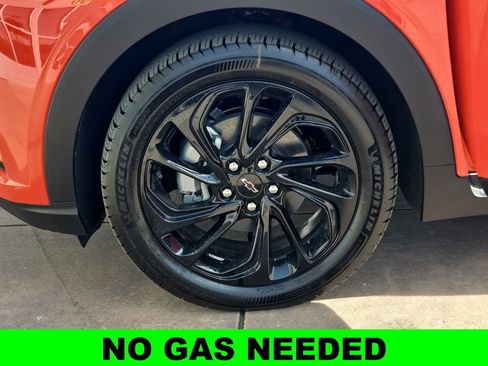 New 2027 Chevrolet Bolt RS w/ Technology Package image 35