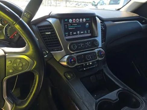 Used 2016 Chevrolet Tahoe LT image 13