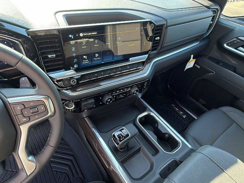 New 2026 Chevrolet Silverado 1500 RST w/ True North Edition Plus AWD/4WD image 4