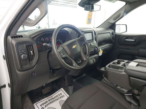 Used 2025 Chevrolet Silverado 1500 W/T image 13