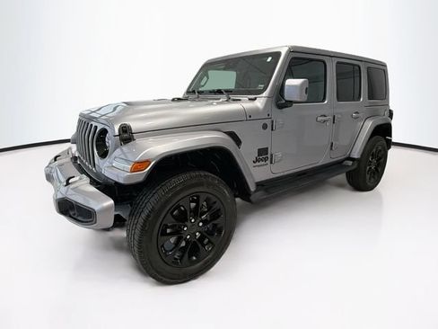 Used 2021 Jeep Wrangler Unlimited Sahara AWD/4WD image 3