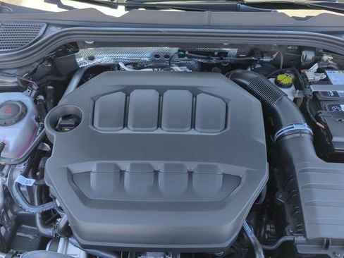 New 2025 Volkswagen Golf SE image 20