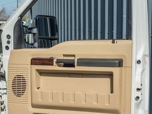 Used 2008 Ford F250 Lariat image 41