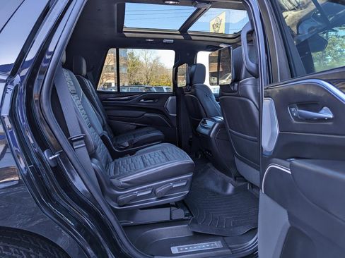 Used 2023 Cadillac Escalade V image 43