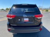 Used 2019 Toyota Highlander FWD V6 image 5