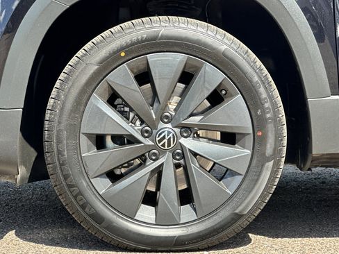 Used 2024 Volkswagen Taos S FWD image 25