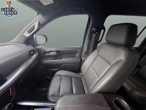 Used 2026 Chevrolet Suburban RST w/ Comfort Package RWD image 21