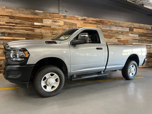 Used 2024 RAM 2500 Tradesman w/ Snow Chief Group AWD/4WD image 18