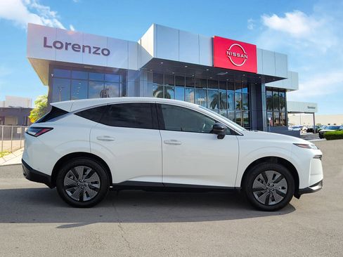 Used 2025 Nissan Murano SL AWD/4WD image 4