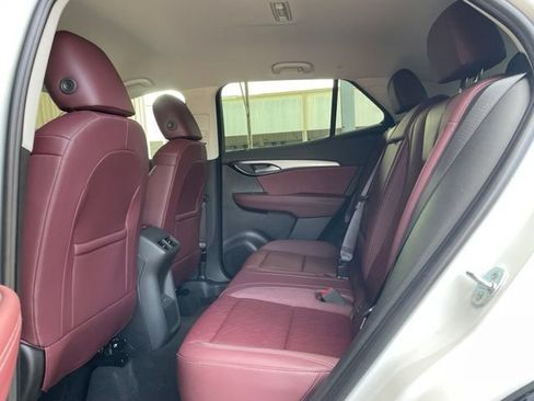 Used 2024 Buick Envision Sport Touring AWD/4WD image 25