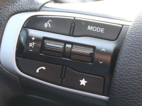 Used 2023 Kia Sportage LX AWD/4WD image 25