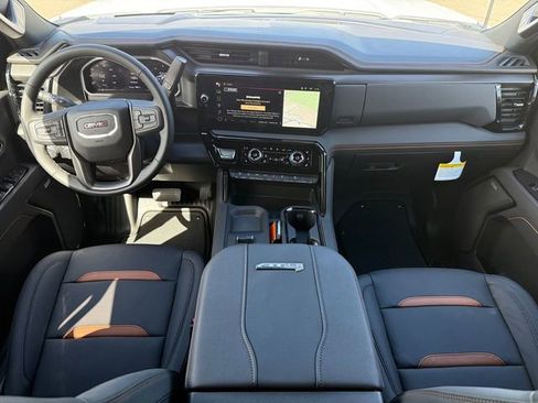 New 2026 GMC Sierra 2500 AT4 w/ AT4 Premium Plus Package AWD/4WD image 7