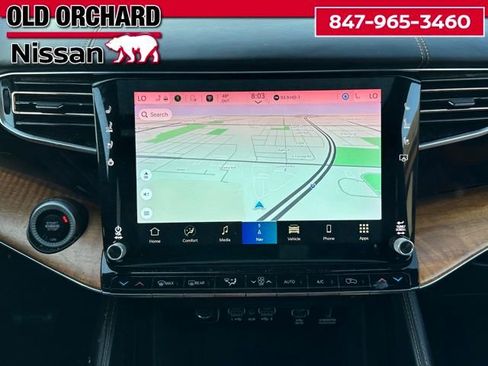 Used 2022 Jeep Grand Wagoneer Series III w/ Rear Seat Video Group 1 image 19