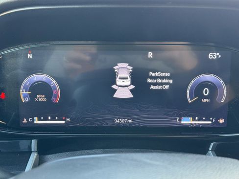 Used 2023 Jeep Wagoneer L 4WD image 20