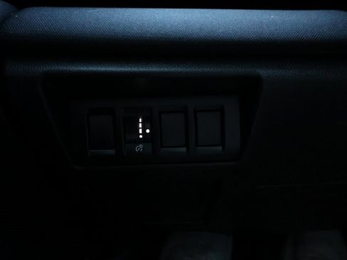 Used 2021 Subaru Outback image 31