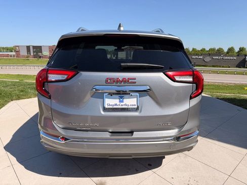 Used 2023 GMC Terrain Denali AWD/4WD image 8
