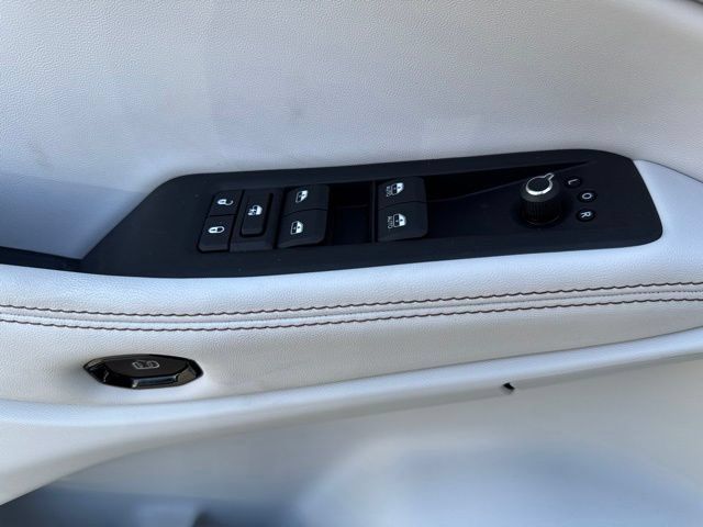 New 2026 Jeep Cherokee Limited AWD/4WD image 10