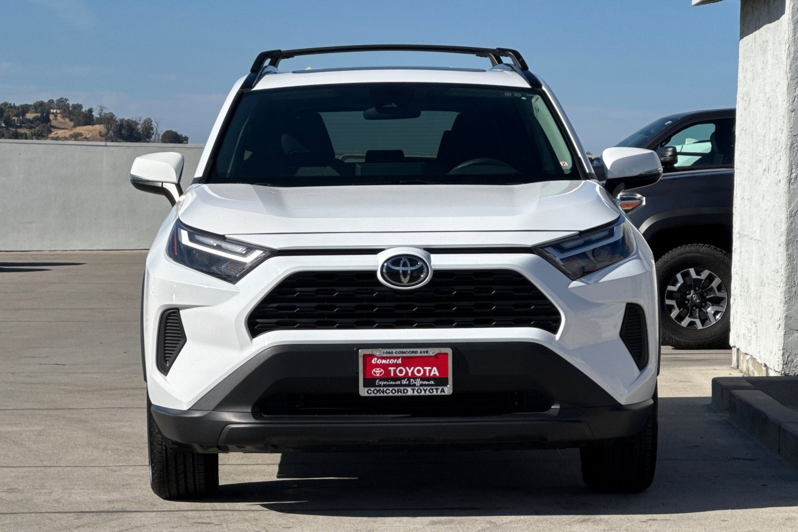 Used 2025 Toyota RAV4 XLE w/ Convenience Package AWD/4WD image 5
