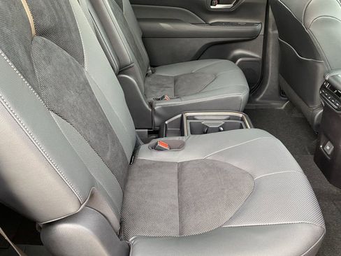 Certified 2026 Toyota Grand Highlander AWD Hybrid image 19