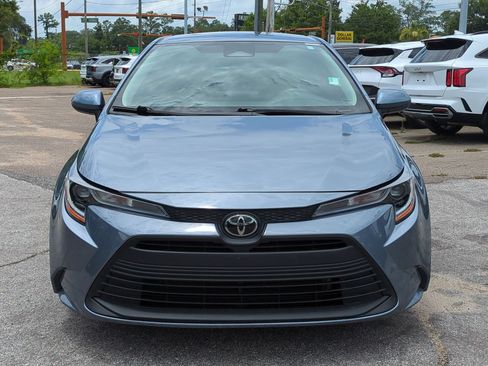 Used 2023 Toyota Corolla LE FWD image 9