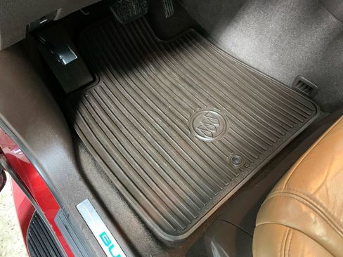 Used 2016 Buick Enclave Premium w/ Experience Buick Package image 24