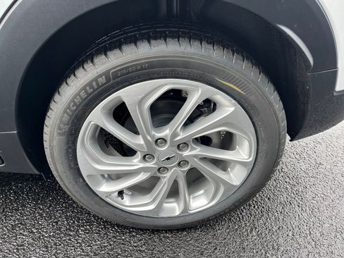 New 2027 Chevrolet Bolt LT w/ Comfort Package image 11