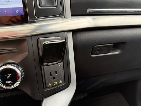 Used 2021 Ford F150 Lariat w/ Equipment Group 502A High image 18