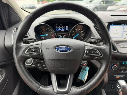Used 2018 Ford Escape SEL AWD/4WD image 17