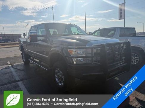 Used 2016 Ford F250 XLT w/ XLT Premium Package image 3