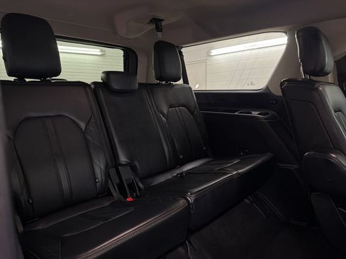 Certified 2020 Ford Expedition Max Platinum RWD image 32