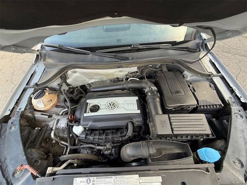 Used 2012 Volkswagen Tiguan S image 56