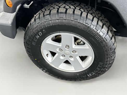 Used 2017 Jeep Wrangler Unlimited Sport w/ Quick Order Package 24S image 11