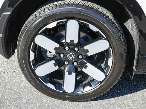 Certified 2024 Honda Prologue Elite image 12