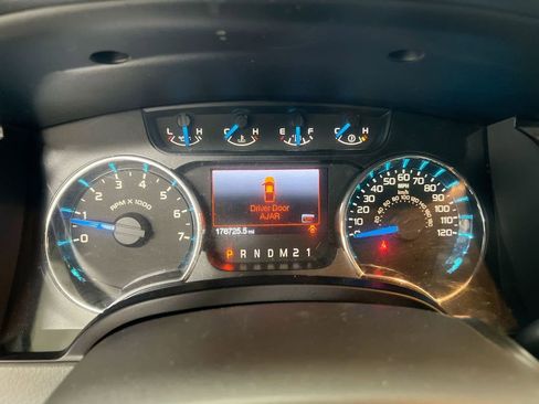 Used 2013 Ford F150 XLT w/ XLT Chrome Pkg image 12