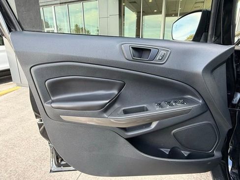 Certified 2020 Ford EcoSport SES image 12