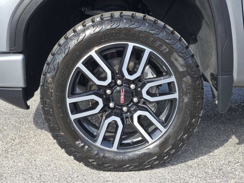 Certified 2024 GMC Sierra 1500 AT4 w/ AT4 Preferred Package AWD/4WD image 13